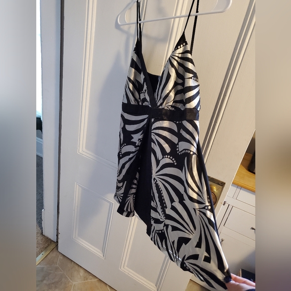 Sexy strappy top - Picture 1 of 1